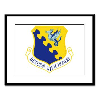 31FW - M01 - 02 - 31st Fighter Wing - Large Framed Print